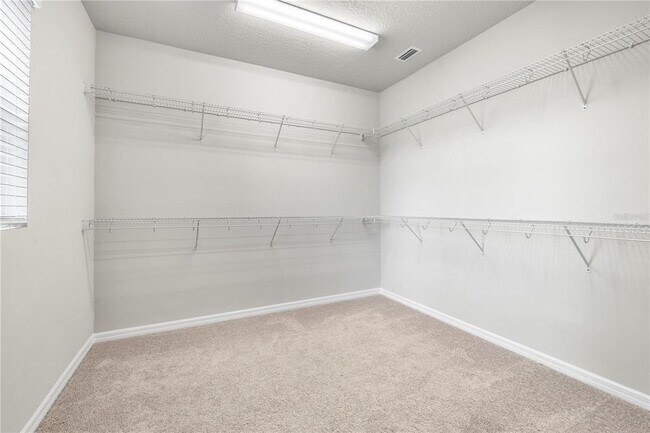 Building Photo - 28575 Cozy Creek Dr