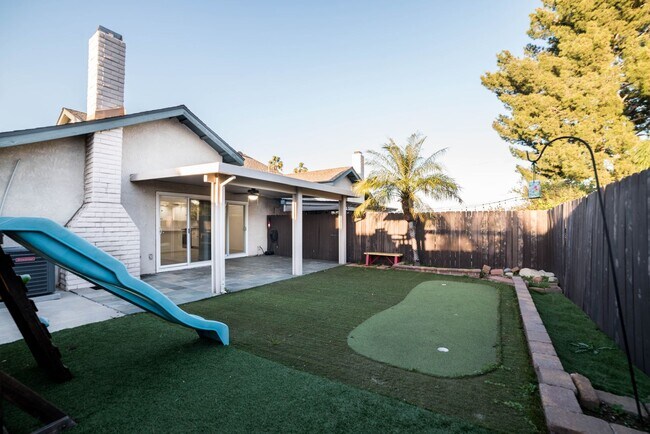 Building Photo - Your Perfect Single-Story Rancho Cucamonga...