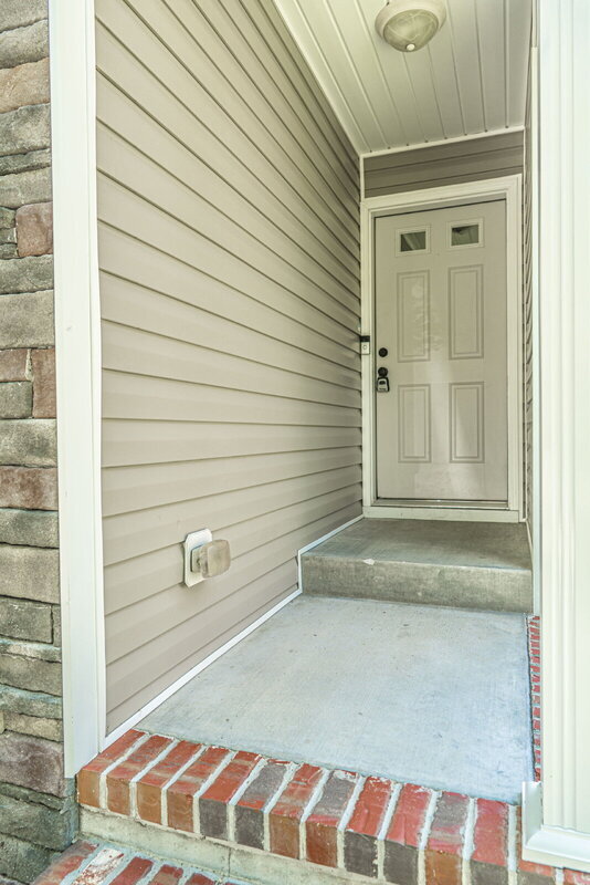 Building Photo - 555 N Saylor St