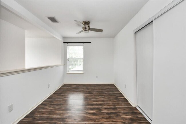 Building Photo - 3738 Lehall St