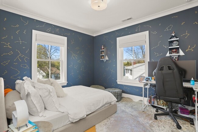 Building Photo - 4 Vani Ct