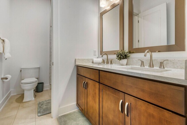 Building Photo - Resort-Style Furnished Lakefront Living in SilverLeaf | 100” Theater & Golf Cart Included