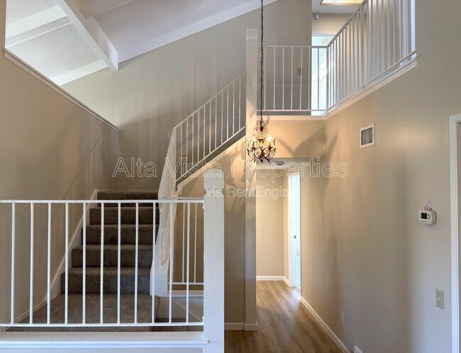 Building Photo - 12480 Escala Ln