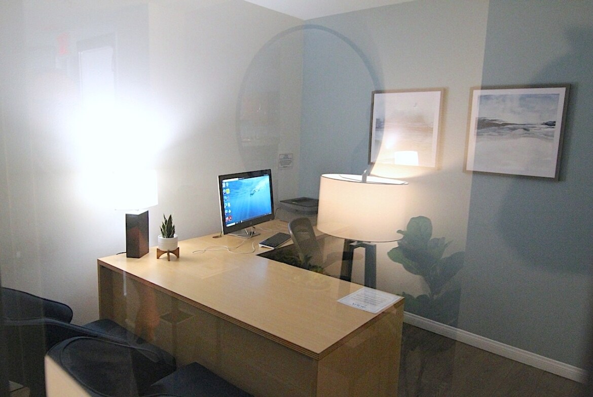 Building Photo - 488 E Ocean Blvd