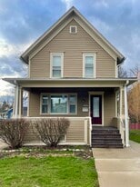Building Photo - 606 N Spring St