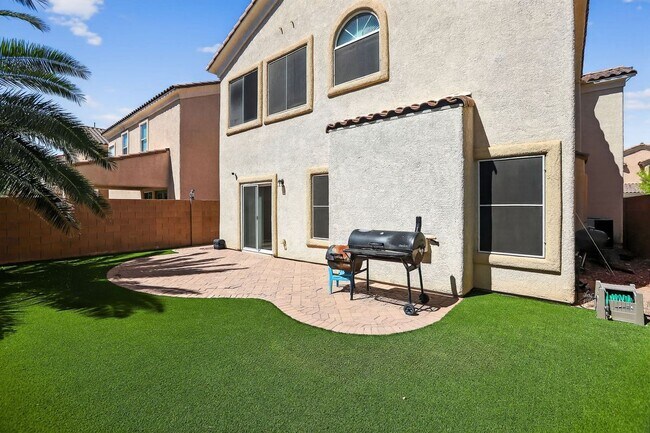 Building Photo - 7634 Riva Ridge St