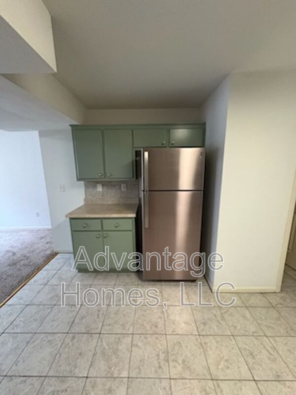 Building Photo - 801 Johnson Cir