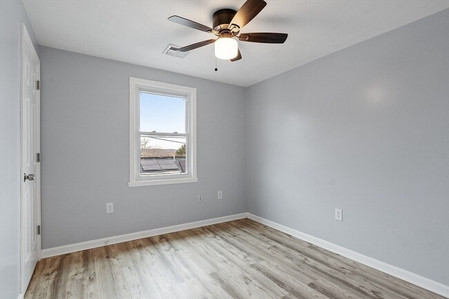 Building Photo - 4 Moran Ct