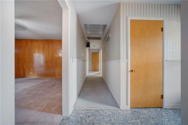 Building Photo - Nice 3 bedroom 2 bath home in North Fayetteville