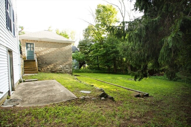 Building Photo - 78 Pleasant St