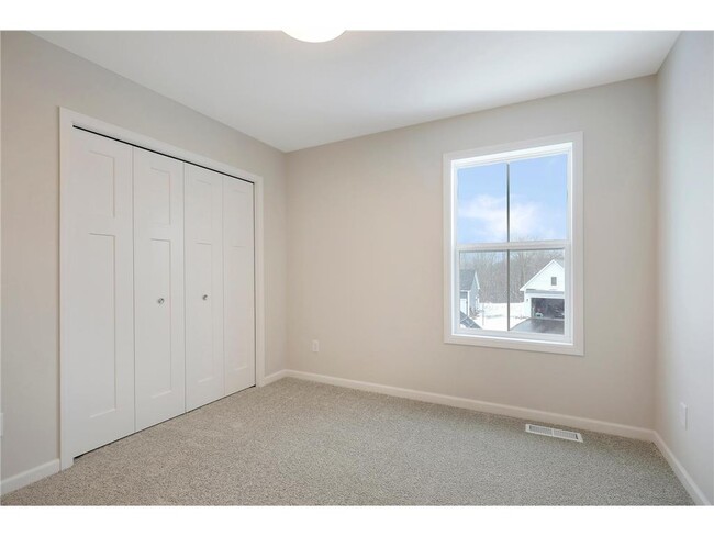 Building Photo - 10172 Arrowwood Trl