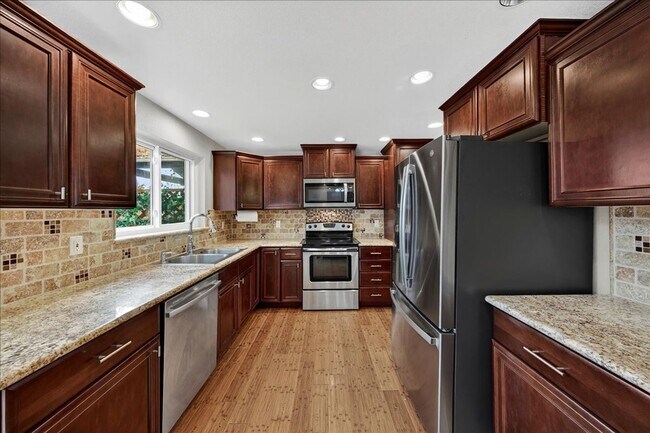 Building Photo - Gorgeous Updated Home in the Heart of Eagle Hills