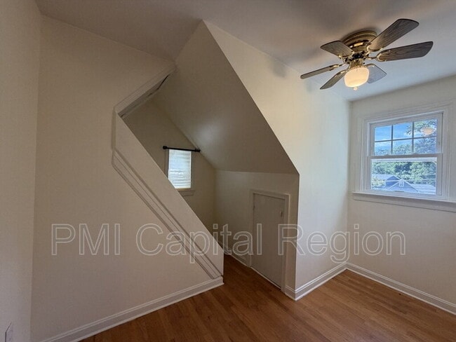 Building Photo - 11303 Dewey Rd