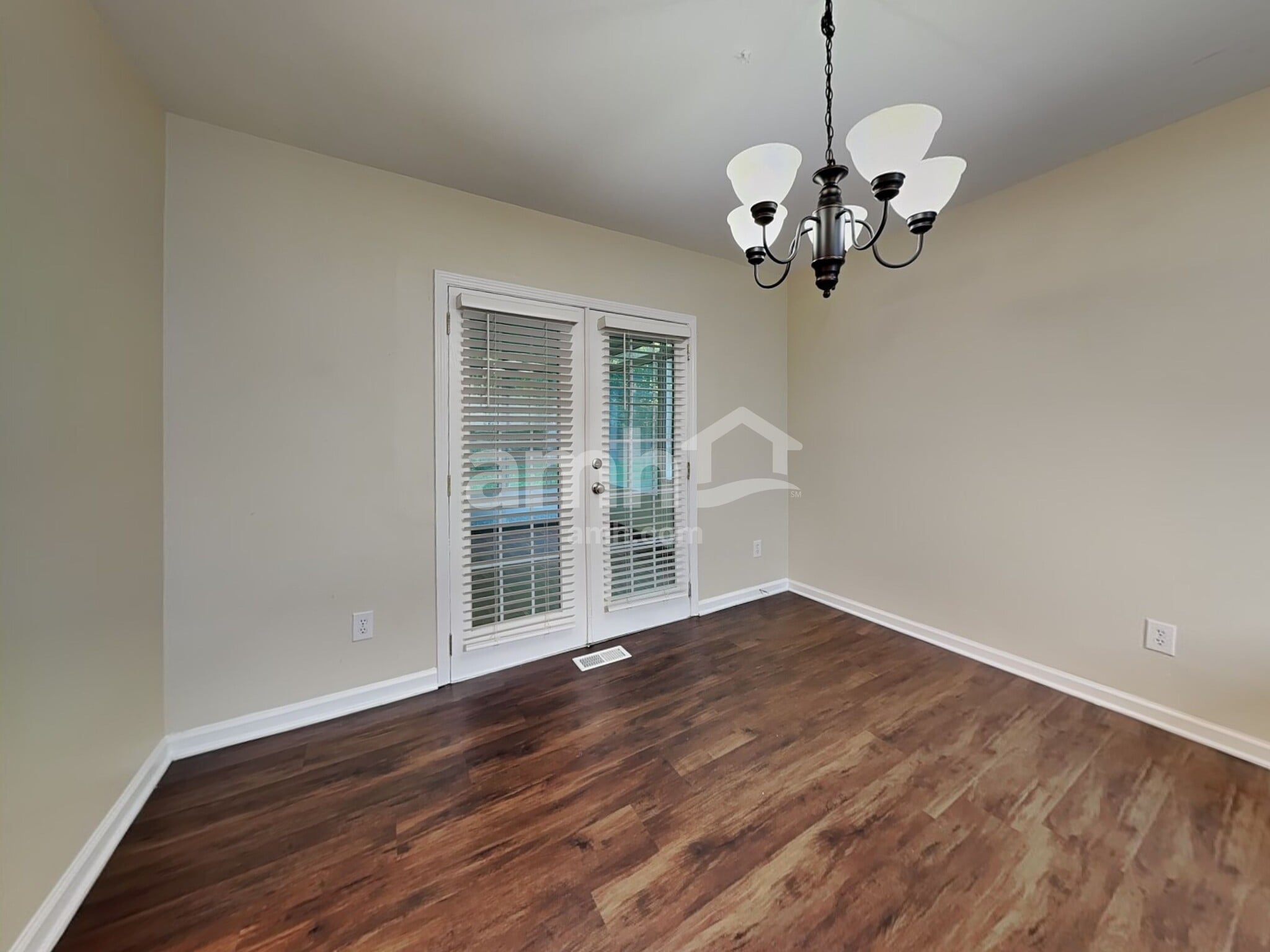 Building Photo - 6112 Glenridge Ct