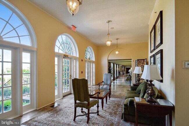 Building Photo - 43395 Briar Creek Terrace