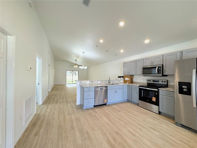 Building Photo - 8790 E Albertson Ct