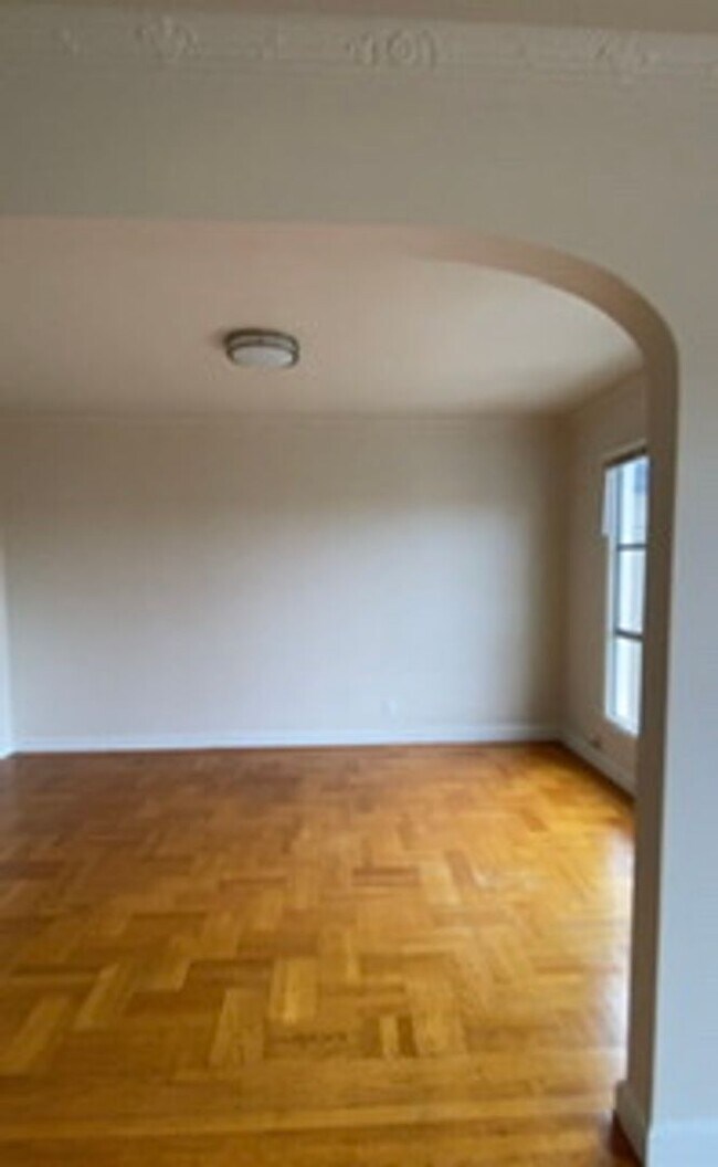 Building Photo - 38-40 15th Avenue