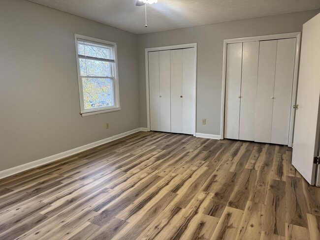 Building Photo - 179 Hedgewood Ct