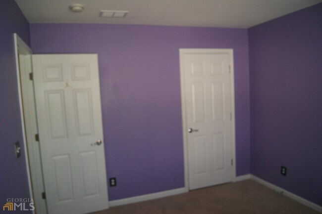 Building Photo - 2754 Deerwood Ln