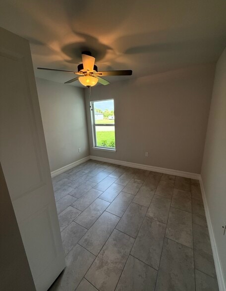 Building Photo - 6039 Latimer Ave