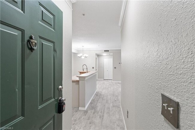 Building Photo - 11561 Villa Grand