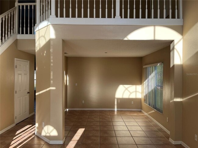 Building Photo - 3814 Regents Way