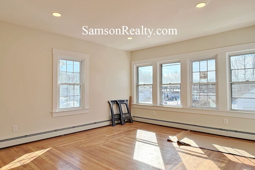 Building Photo - 178 Hillside Ave