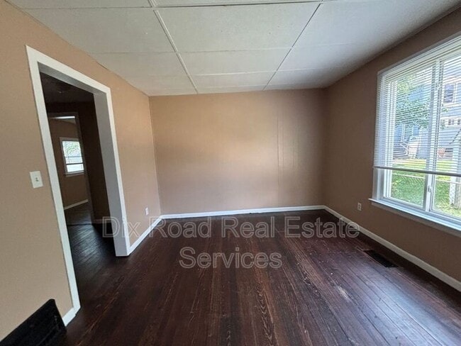Building Photo - 112 Heaton Ave