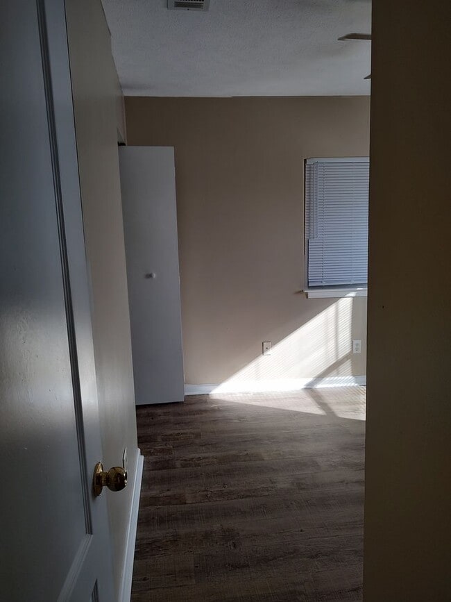 Building Photo - Cozy Retreat in the Heart of PCB! *1/2 Off...
