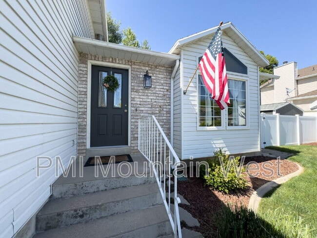 Building Photo - 607 E 1250 S