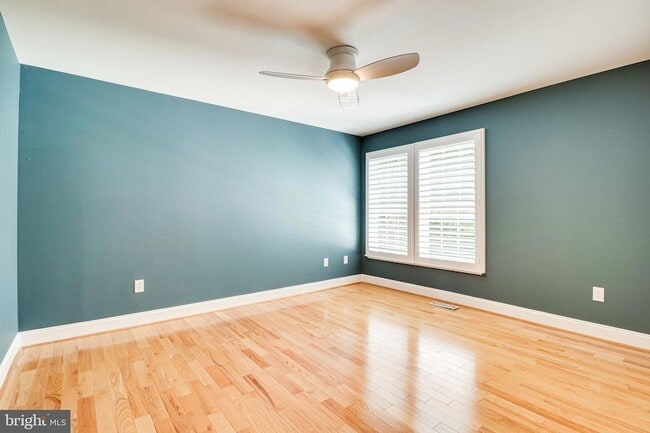 Building Photo - 6122 Bayliss Pl