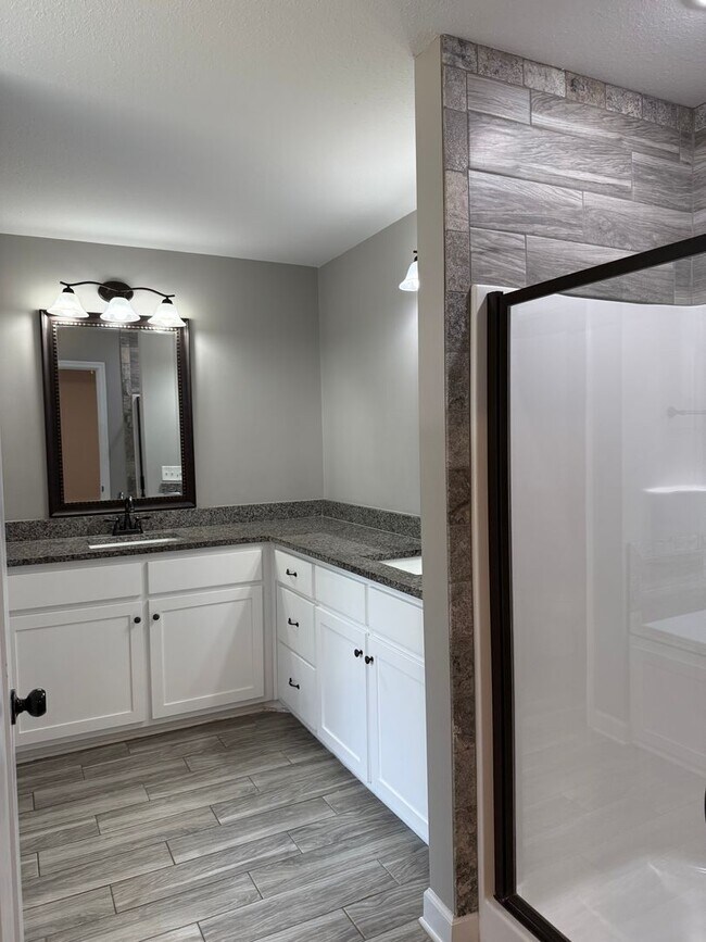 Building Photo - 157 Cody Dr