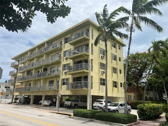 Building Photo - 851 Meridian Ave