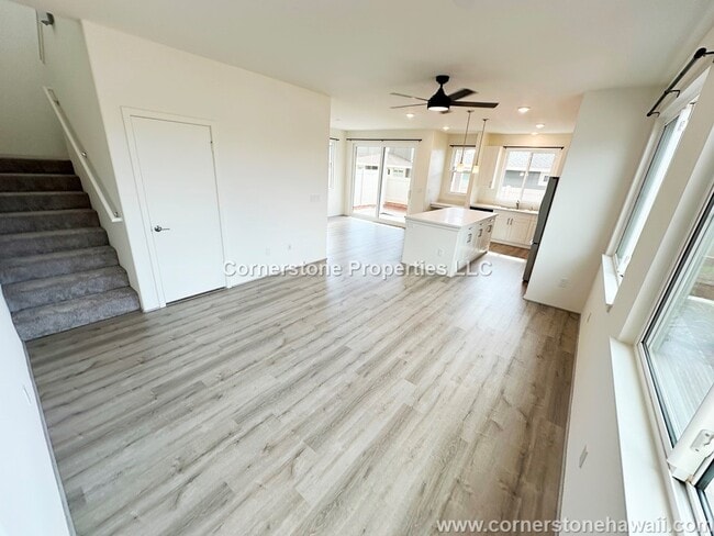 Building Photo - 94-1133-1133 Halekukui St