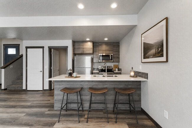 1667 Kitchen - Majestic Villas