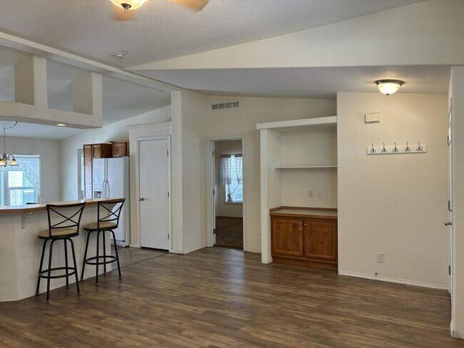 Building Photo - 3825 W 20 N