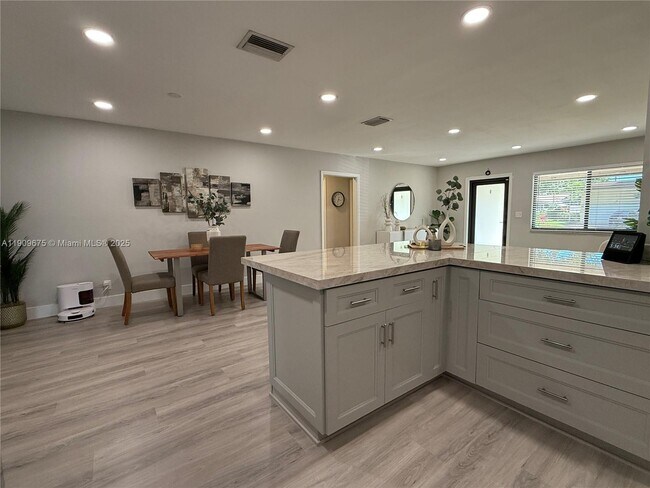 Building Photo - 4009 Jefferson St