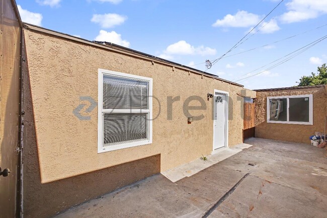Building Photo - 9601 La Salle Ave