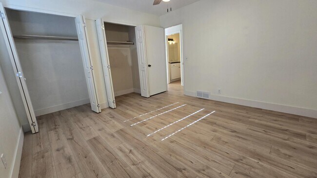 Building Photo - 1516 W 7470 S