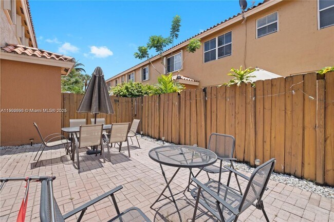 Building Photo - 8544 NW 140th Terrace