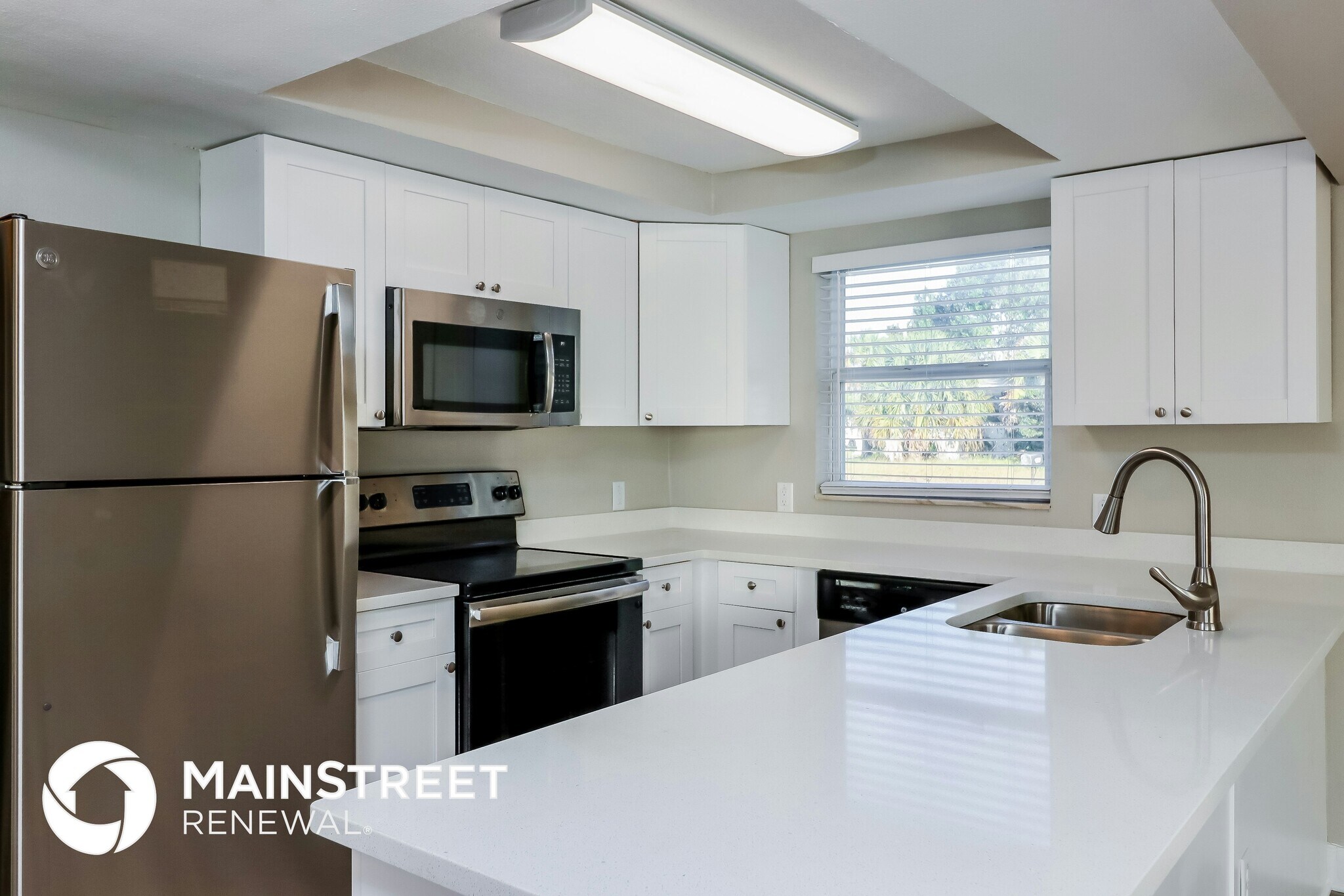 Building Photo - 6402 Bandura Ave