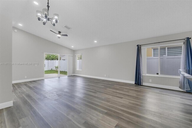 Building Photo - 1592 Salerno Cir