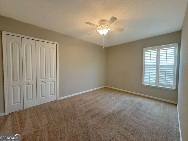 Building Photo - 312 Chinquapin Dr