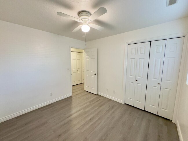 Building Photo - 125 S 1050 W