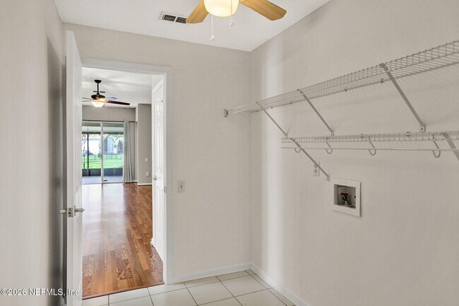 Building Photo - 1325 Fairway Village Dr