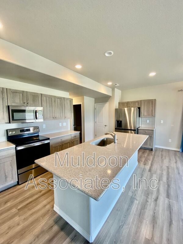 Building Photo - 8274 Talc Dr