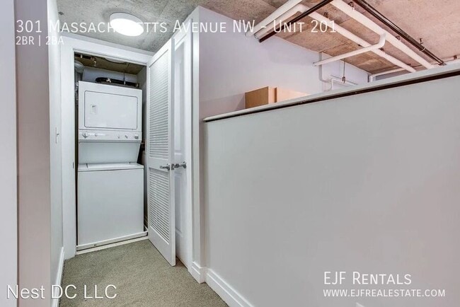 Building Photo - 301 Massachusetts Ave NW