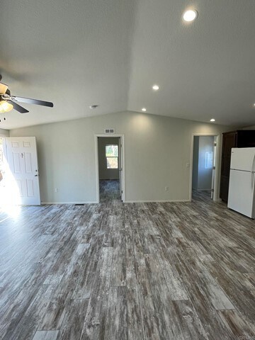 Building Photo - 3639 La Canada Rd