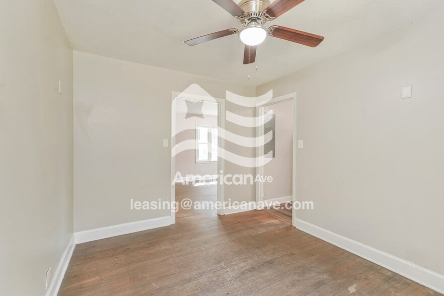 Building Photo - 3410 Westmont Dr