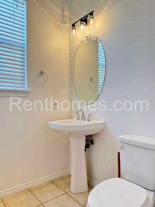 Building Photo - 8926 Spectrum Center Blvd